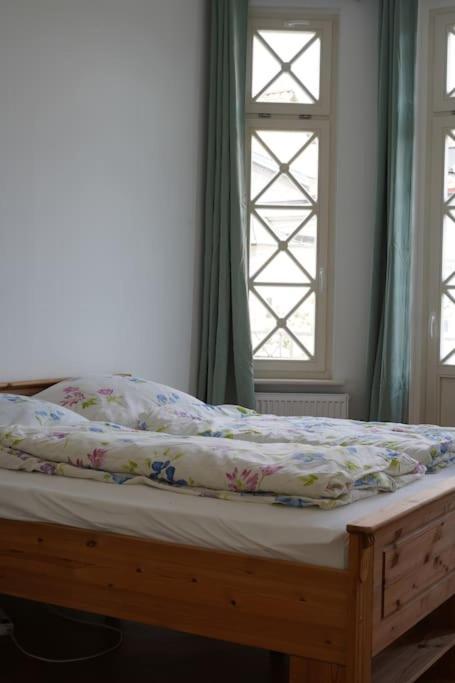 Schoene Ferienwohnung Mit Zwei Schlafzimmern Quedlinburg Esterno foto