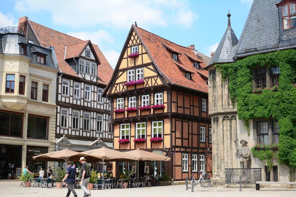 Schoene Ferienwohnung Mit Zwei Schlafzimmern Quedlinburg Esterno foto