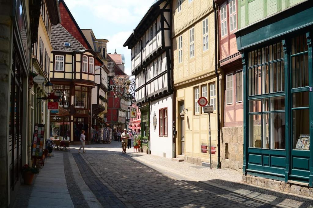 Schoene Ferienwohnung Mit Zwei Schlafzimmern Quedlinburg Esterno foto