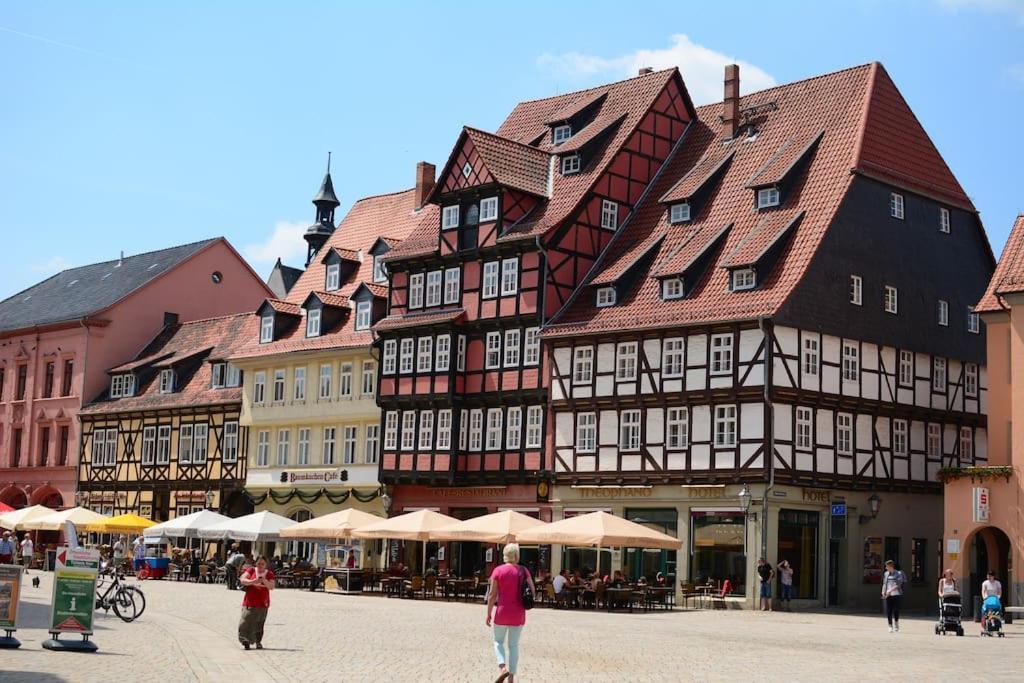 Schoene Ferienwohnung Mit Zwei Schlafzimmern Quedlinburg Esterno foto